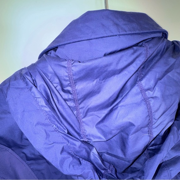 Kirkland Signature Woman’s Purple Activewear Jacket Sz XL - Picture 6 of 13